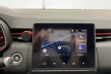 Photo 34 Renault Clio  E-Tech 140