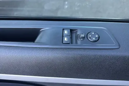 Photo 25 Peugeot Expert  FGN M BLUEHDI 145 S&S EAT8