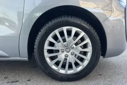 Photo 8 Peugeot Expert  FGN M BLUEHDI 145 S&S EAT8