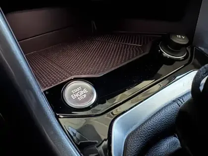 Photo 18 Volkswagen T-roc  2.0 TDI 150 Start/Stop DSG7