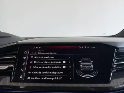 Photo 22 Audi Q4  e-tron 45 285 ch 82 kWh