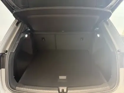 Photo 15 Audi Q4  e-tron 45 285 ch 82 kWh