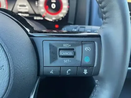 Photo 12 Nissan Qashqai  Mild Hybrid 140 ch