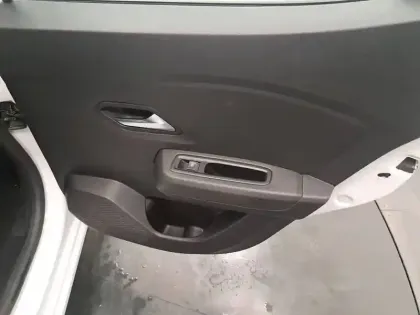 Photo 20 Dacia Sandero  SCe 65 - 22