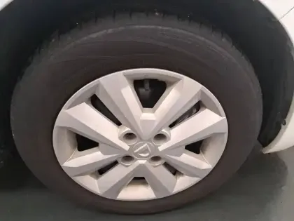 Photo 14 Dacia Sandero  SCe 65 - 22