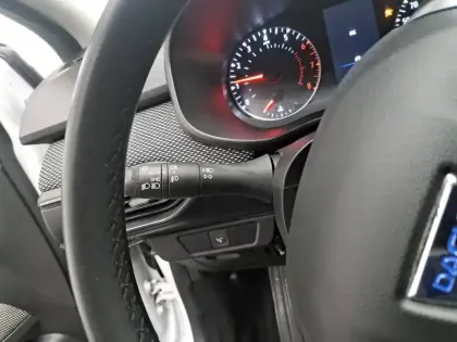 Photo 68 Dacia Sandero  SCe 65 - 22