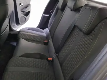 Photo 11 Peugeot 208 Gén. II Ph1 NG Roadtrip 5