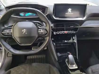 Photo 7 Peugeot 208 Gén. II Ph1 NG Roadtrip 5