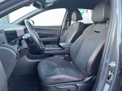 Photo 37 Hyundai Tucson  1.6 T-GDI 215 Hybrid BVA6