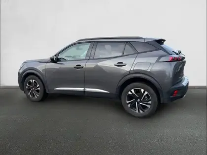 Photo 6 Peugeot 2008  PureTech 130 S&S EAT8