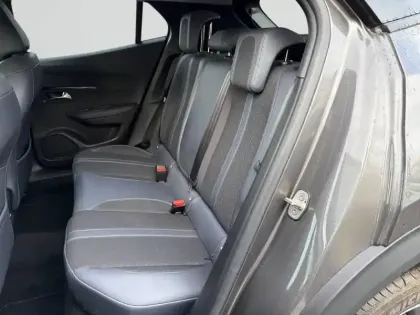 Photo 11 Peugeot 2008  PureTech 130 S&S EAT8