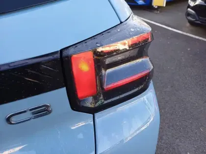 Photo 16 Citroën C3  Turbo 100 ch BVM6