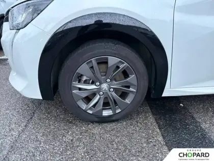 Photo 11 Peugeot 208  Electrique 50 kWh 136ch