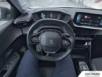 Photo 16 Peugeot 208  Electrique 50 kWh 136ch