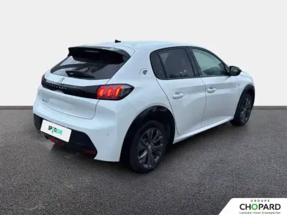 Photo 7 Peugeot 208  Electrique 50 kWh 136ch