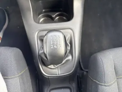 Photo 13 Citroën C3  PureTech 83 S&S BVM5