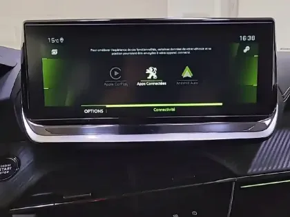 Photo 23 Peugeot 2008  PureTech 130 S&S BVM6