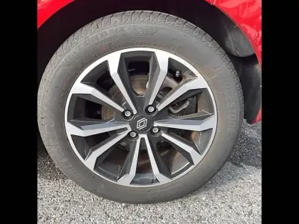 Photo 13 Renault Clio  E-Tech full hybrid 145