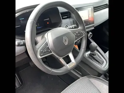 Photo 40 Renault Clio  E-Tech full hybrid 145