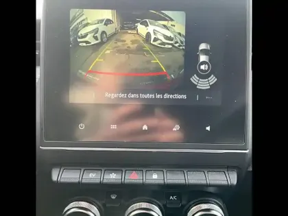 Photo 24 Renault Clio  E-Tech full hybrid 145