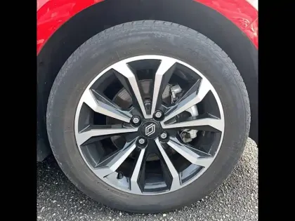 Photo 60 Renault Clio  E-Tech full hybrid 145