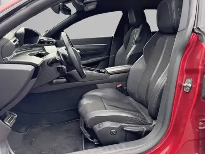 Photo 10 Peugeot 508  SW Hybrid 225 e-EAT8