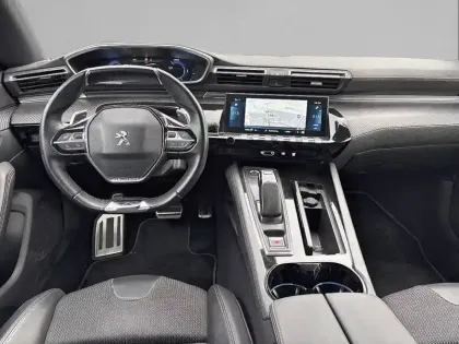 Photo 7 Peugeot 508  SW Hybrid 225 e-EAT8