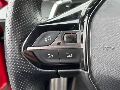 Photo 17 Peugeot 508  SW Hybrid 225 e-EAT8