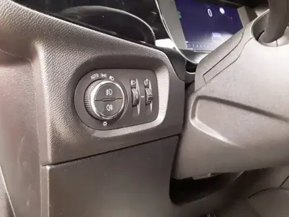 Photo 22 Opel Corsa  1.2 Turbo 100 ch BVM6