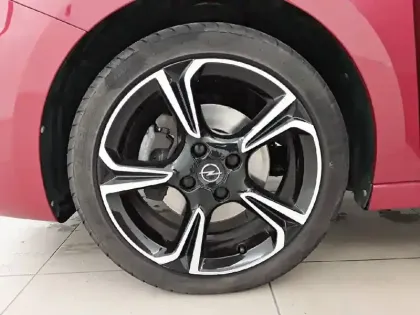 Photo 12 Opel Corsa  1.2 Turbo 100 ch BVM6