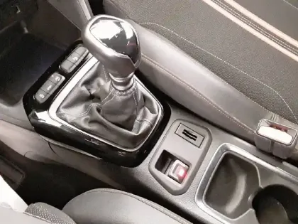 Photo 13 Opel Corsa  1.2 Turbo 100 ch BVM6