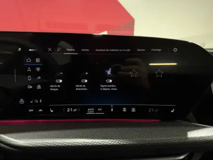 Photo 48 Audi Q5  e-hybrid 299 ch S tronic 7 Quattro