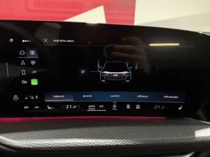 Photo 49 Audi Q5  e-hybrid 299 ch S tronic 7 Quattro