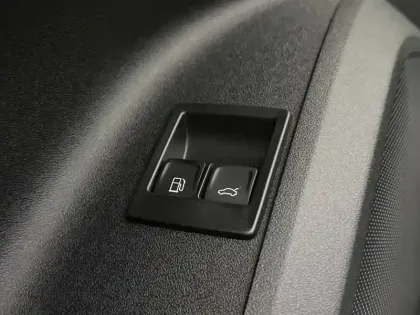 Photo 16 Audi Q5  e-hybrid 299 ch S tronic 7 Quattro