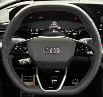 Photo 19 Audi Q5  e-hybrid 299 ch S tronic 7 Quattro