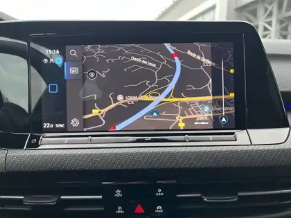 Photo 34 Volkswagen Golf  1.5 eTSI OPF 150 DSG7