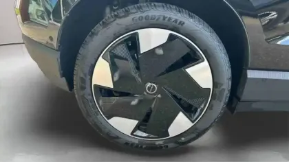 Photo 10 Volvo Ex30  Single Extended Range 272 ch 1EDT