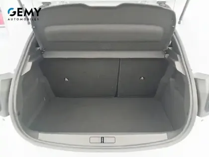 Photo 31 Peugeot 208  BlueHDi 100 S&S BVM6