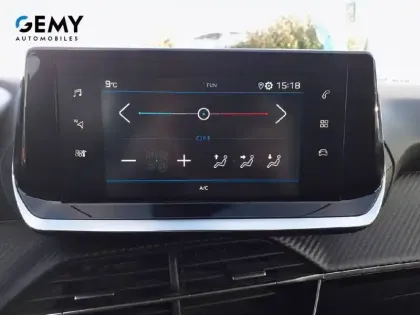 Photo 18 Peugeot 208  BlueHDi 100 S&S BVM6