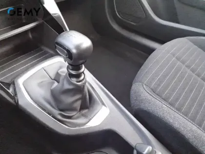 Photo 23 Peugeot 208  BlueHDi 100 S&S BVM6