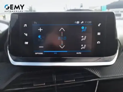 Photo 16 Peugeot 2008  PureTech 100 S&S BVM6