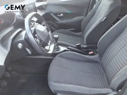 Photo 8 Peugeot 2008  PureTech 100 S&S BVM6