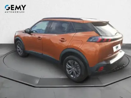 Photo 33 Peugeot 2008  PureTech 100 S&S BVM6