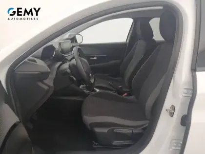 Photo 79 Peugeot 208  PureTech 75 S&S BVM5