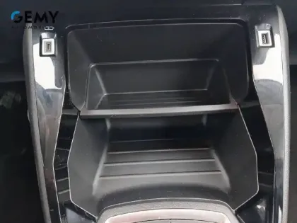 Photo 90 Peugeot 208  PureTech 75 S&S BVM5