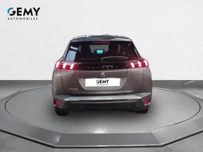 Photo 21 Peugeot 2008  PureTech 100 S&S BVM6