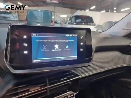 Photo 31 Peugeot 2008  PureTech 100 S&S BVM6