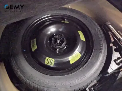 Photo 15 Peugeot 2008  PureTech 100 S&S BVM6