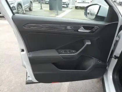 Photo 10 Volkswagen T-roc  1.5 TSI 150 EVO Start/Stop DSG7