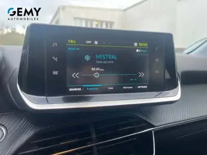 Photo 12 Peugeot 208  Electrique 50 kWh 136ch